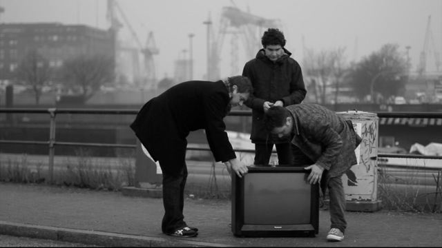 tumblr_mlwvzsLdAh1sp6y2yo1_r2_1280